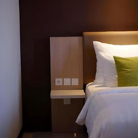 Hotel Dafam Pacific Caesar Surabaya Eksteriør bilde