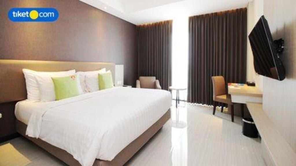 Hotel Dafam Pacific Caesar Surabaya Eksteriør bilde